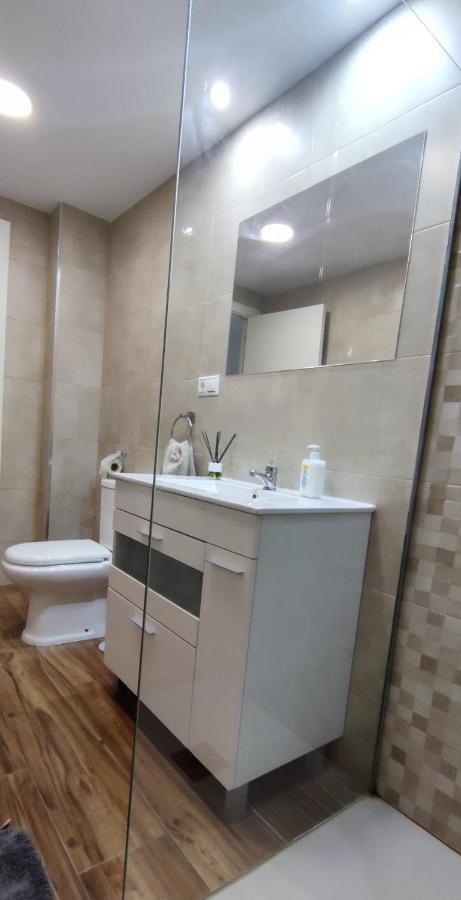 Acogedor Atico En Pleno Centro Apartman Granada Kültér fotó