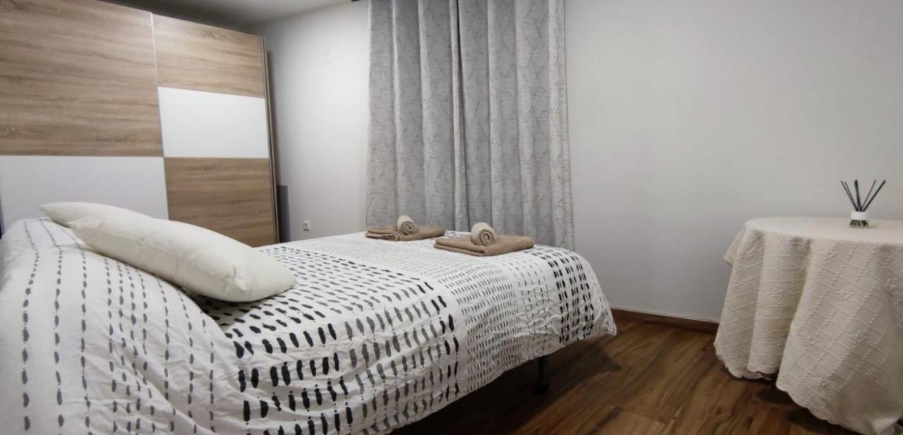 Acogedor Atico En Pleno Centro Apartman Granada Kültér fotó