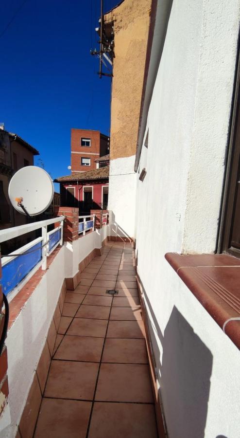 Acogedor Atico En Pleno Centro Apartman Granada Kültér fotó
